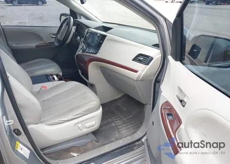 2013 Toyota Sienna Xle V6 8 Passenger from USA, damaged, VIN 5TDYK3DCXDS362679